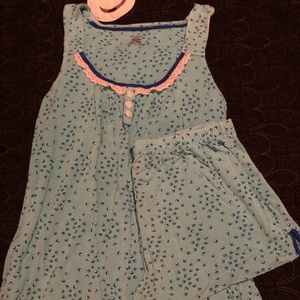 Ladies pretty night wear set